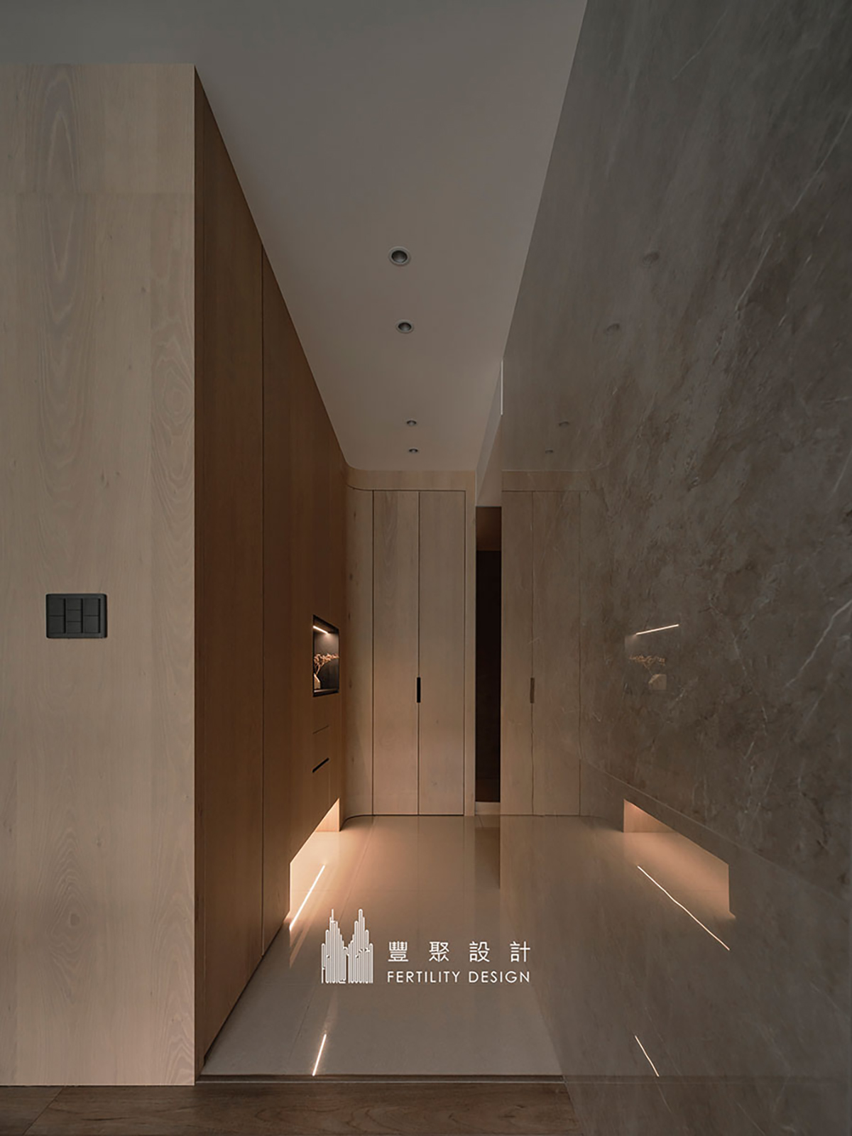 退休宅規劃行走路線的安排照明,提高視覺明亮度及安全性